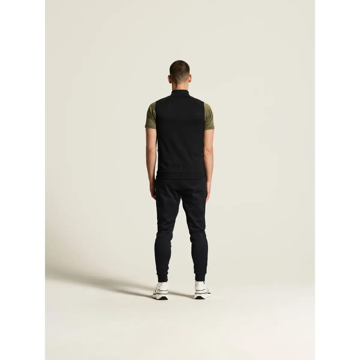 Chaleco hombre CRAFT ADV UNIFY VEST 1912161 25 Chaleco hombre CRAFT ADV UNIFY VEST 1912161, Negro, con modelo, vista posterior