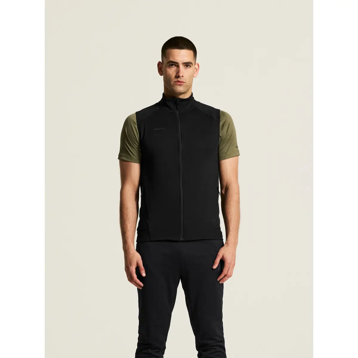 Chaleco hombre CRAFT ADV UNIFY VEST 1912161 22 Chaleco hombre CRAFT ADV UNIFY VEST 1912161, Negro, con modelo, vista frontal