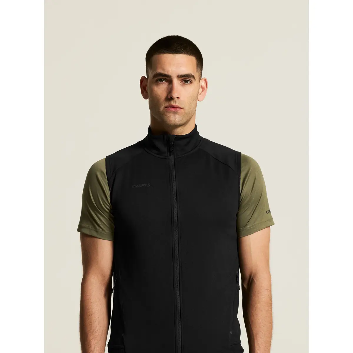 Chaleco hombre CRAFT ADV UNIFY VEST 1912161 28 Chaleco hombre CRAFT ADV UNIFY VEST 1912161, Negro, con modelo, vista frontal