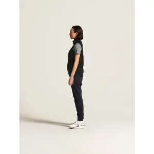 Chaleco mujer CRAFT ADV UNIFY VEST 1912162, Negro, con modelo, vista lateral