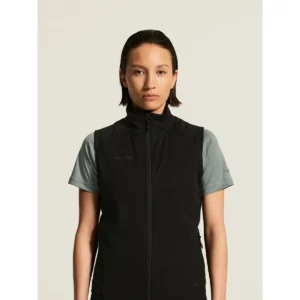 Chaleco mujer CRAFT ADV UNIFY VEST 1912162, Negro, con modelo, vista frontal