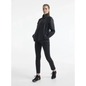 Chaqueta mujer CRAFT CORE LIGHT PADDED JACKET 1912216, Negro, con modelo, vista frontal de tres cuartos