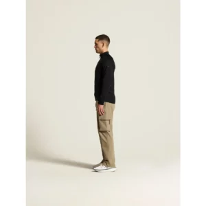 Chaqueta hombre CRAFT ADV UNIFY HYBRID JACKET 1912224, Negro, con modelo, vista lateral de cuerpo entero