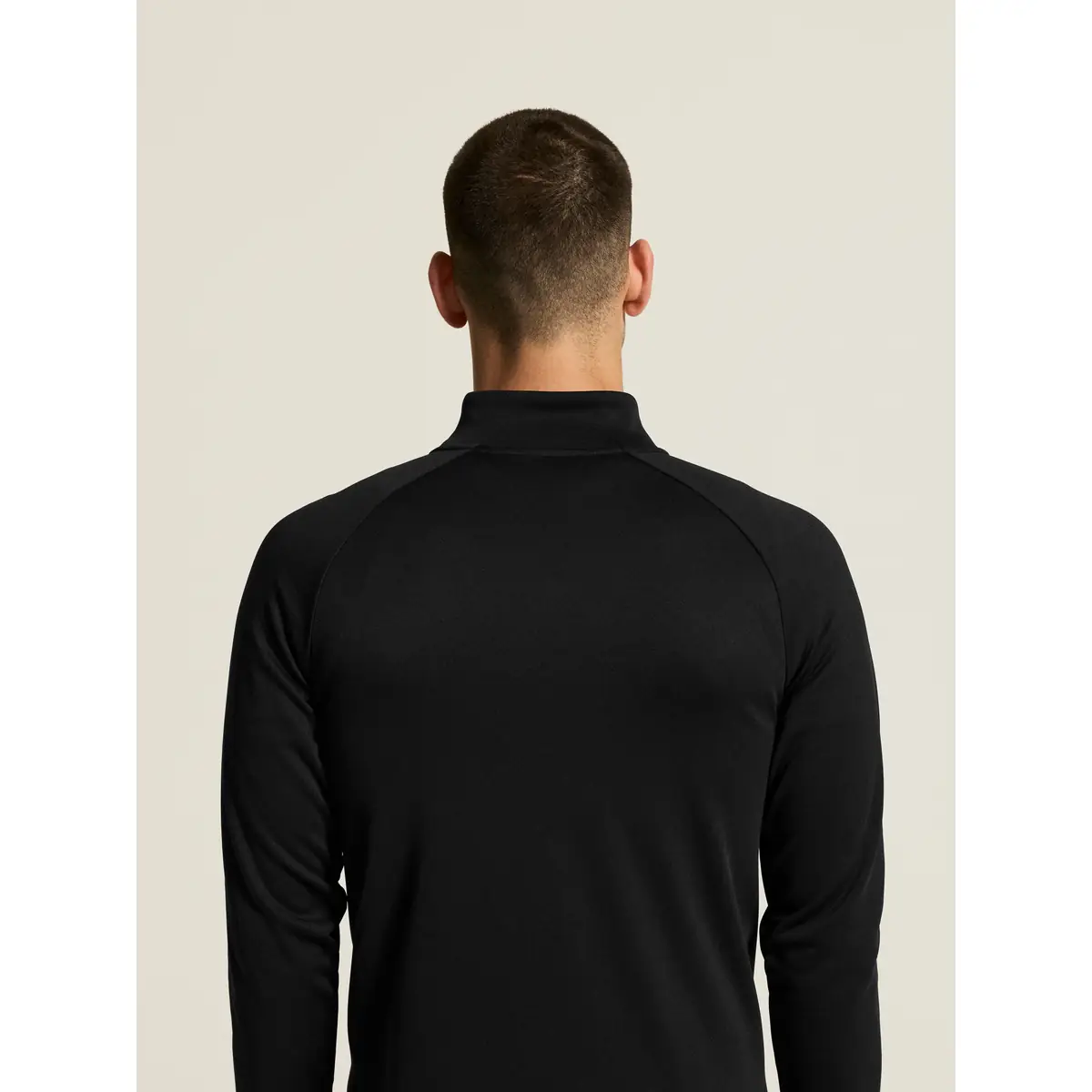 Chaqueta hombre CRAFT ADV UNIFY HYBRID JACKET 1912224 33 Chaqueta hombre CRAFT ADV UNIFY HYBRID JACKET 1912224, Negro, con modelo, vista posterior