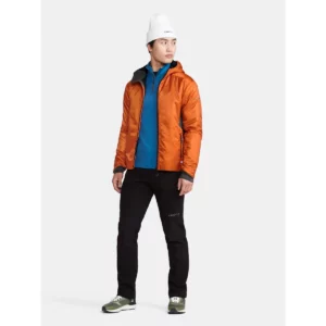 Chaqueta hombre CRAFT ADV EXPLORE LIGHTWEIGHT JACKET 1913804, con modelo, vista frontal de conjunto