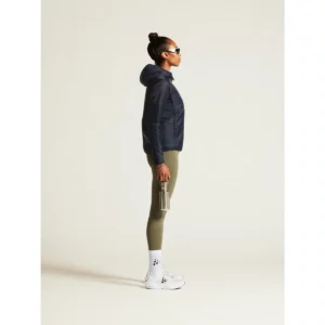 Chaqueta mujer CRAFT ADV EXPLORE LIGHTWEIGHT JACKET 1913805, vista lateral con modelo
