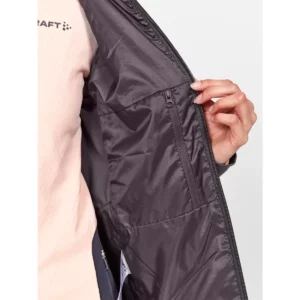 Chaqueta mujer CRAFT ADV EXPLORE LIGHTWEIGHT JACKET 1913805, detalle interior con modelo