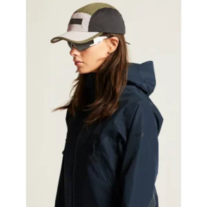 Chaqueta mujer CRAFT ADV EXPLORE SHELL JACKET 1913807, Blaze, con modelo, detalle lateral de cuello y hombros