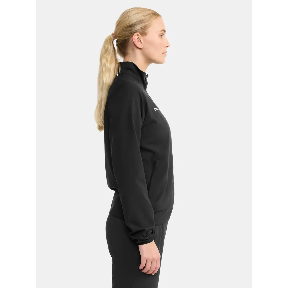 Chaqueta mujer CRAFT RUSH 2.0 TRAINING JACKET 1914673 31 Chaqueta mujer CRAFT RUSH 2.0 TRAINING JACKET 1914673, Negro, con modelo, vista lateral