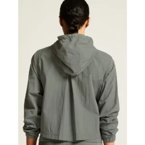 Cortavientos mujer CRAFT ADV JOIN WINDBREAKER 1914692, Leaf, con modelo, vista posterior