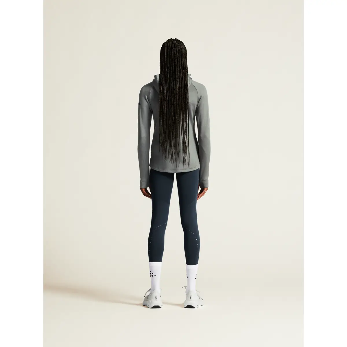 Chaqueta polar mujer CRAFT EXPLORE POWER FLEECE 1915241 50 Chaqueta polar mujer CRAFT EXPLORE POWER FLEECE 1915241, Leaf, con modelo, vista posterior de cuerpo entero