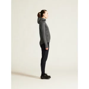 Chaqueta polar mujer CRAFT EXPLORE POWER FLEECE 1915241, Granite, con modelo, vista lateral de cuerpo entero