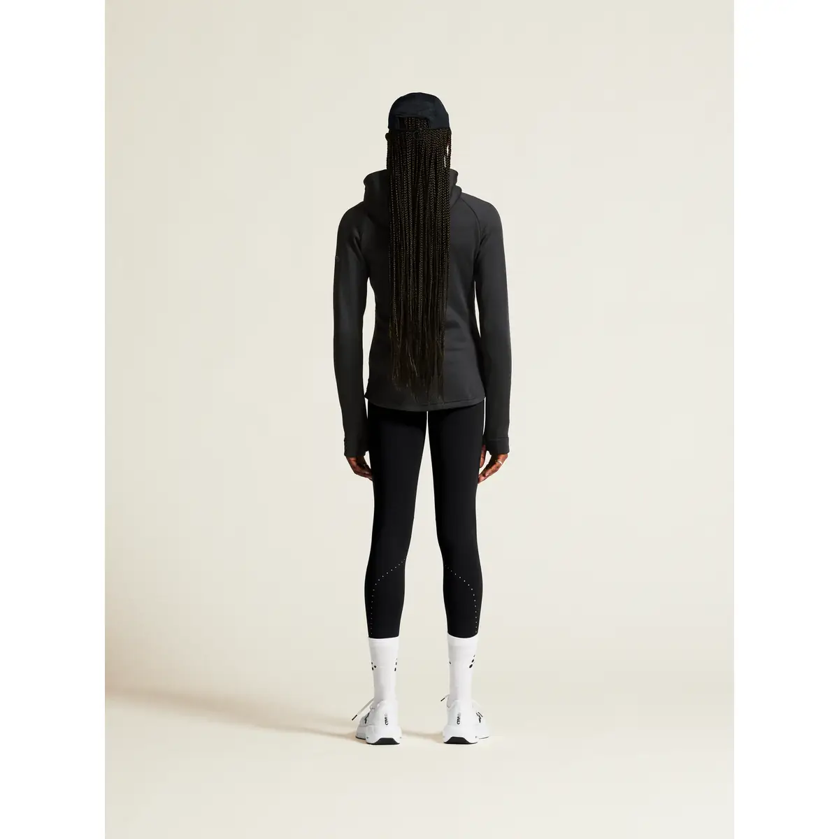 Chaqueta polar mujer CRAFT EXPLORE POWER FLEECE 1915241 68 Chaqueta polar mujer CRAFT EXPLORE POWER FLEECE 1915241, Negro, con modelo, vista posterior de cuerpo entero