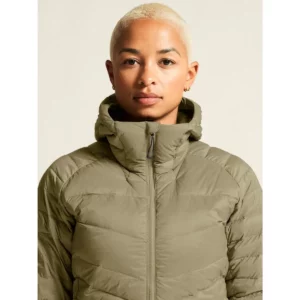 Chaqueta mujer CRAFT ADV EXPLORE LT. DOWN JKT 1915253, detalle frontal con modelo