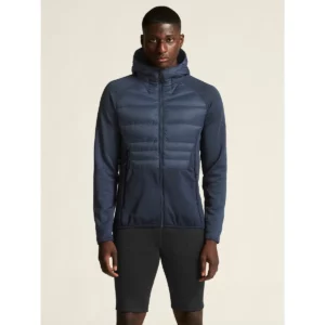 Chaqueta hombre CRAFT ADV EXPLORE DOWN HYBRID 1915256, detalle frontal con modelo