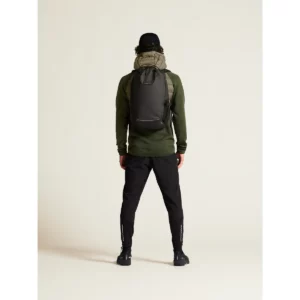 Chaqueta hombre CRAFT ADV EXPLORE DOWN HYBRID 1915256, vista posterior con modelo