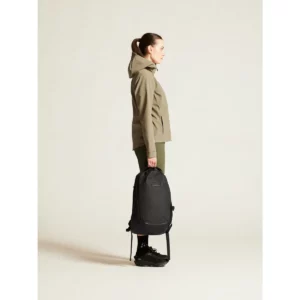 Chaqueta mujer CRAFT ADV EXPLORE SOFTSHELL 2.0 JKT 1915259, con modelo, lateral derecho