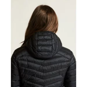 Chaqueta mujer CRAFT CORE EXPLORE LT. INSULATION JKT 1915261, Negro, con modelo, detalle posterior de capucha