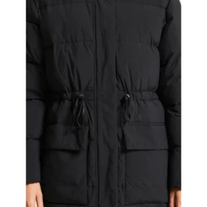 Chaqueta mujer CRAFT URBAN DOWN PUFFER JACKET 1916375, Negro, con modelo, detalle frontal de cintura y bolsillos