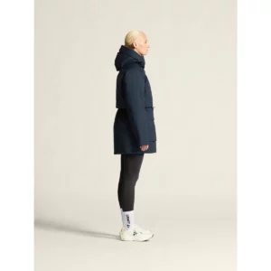 Parka mujer CRAFT URBAN PADDED PARKA 1916378, Blaze, con modelo, vista lateral de cuerpo entero