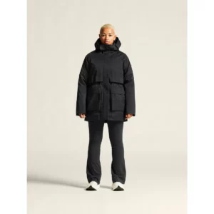Parka mujer CRAFT URBAN PADDED PARKA 1916378, Negro, con modelo, vista frontal de cuerpo entero
