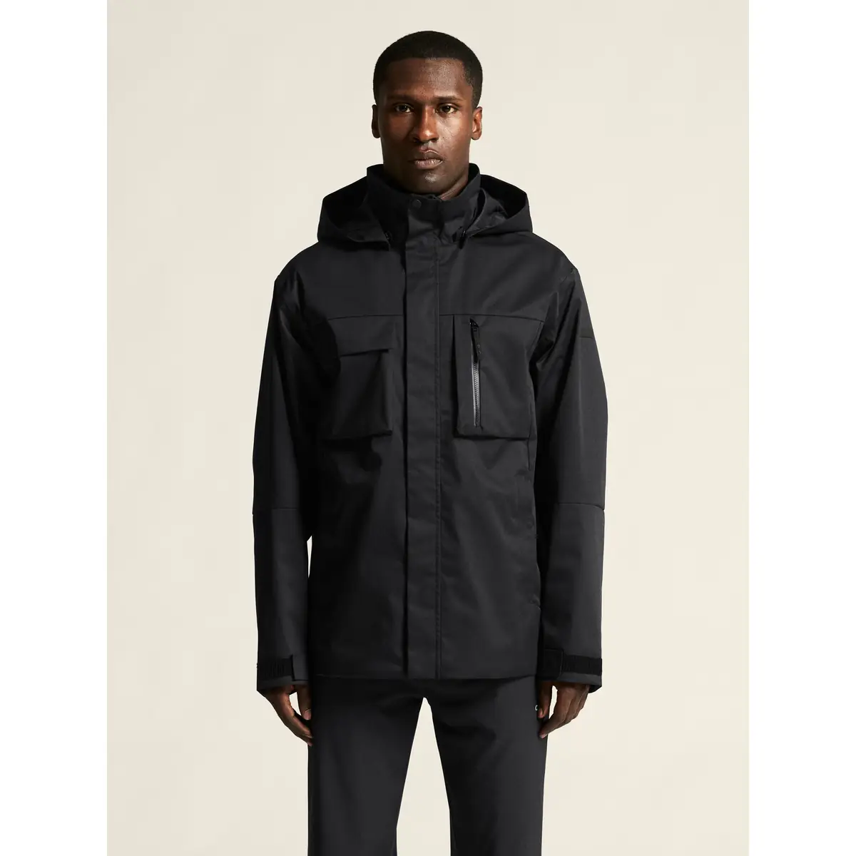 Chaqueta hombre CRAFT URBAN JACKET 1916379 37 Chaqueta hombre CRAFT URBAN JACKET 1916379, Negro, con modelo, vista frontal