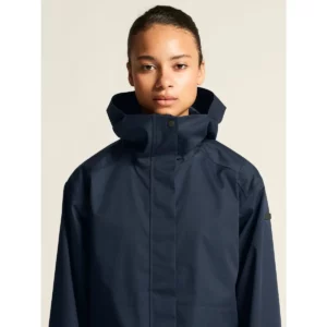 Parka mujer CRAFT URBAN PARKA 1916380, Blaze, con modelo, detalle frontal de cuello y pecho