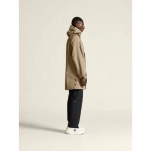 Abrigo unisex CRAFT URBAN SHELL COAT 1916385, Taupe, con modelo, lateral de cuerpo completo