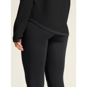 Pantalón interior mujer CRAFT ACTIVE COMFORT PANTS 2 1916690, Negro, con modelo, detalle de la cadera