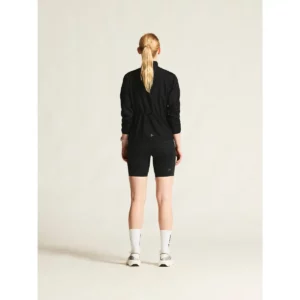 Cortavientos mujer CRAFT ESSENCE WIND JACKET 2 C17236, Negro, vista posterior con modelo