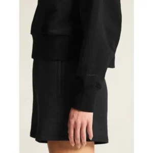 Sudadera mujer CRAFT FREQUENT CROPPED RN C17241, Negro, con modelo, detalle del puño