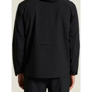Chaqueta hombre CRAFT URBAN SHELL JACKET C17423, Negro, detalle posterior con modelo