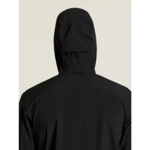 Chaqueta hombre CRAFT URBAN SHELL JACKET C17423, Negro, con modelo, detalle posterior de la capucha