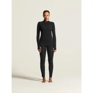 Conjunto interior mujer CRAFT CLASSIC THERMAL SET C19406, Negro, vista frontal con modelo