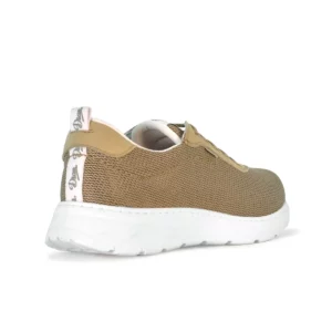 Zapatilla Dian ALICANTE beige, vista posterior.