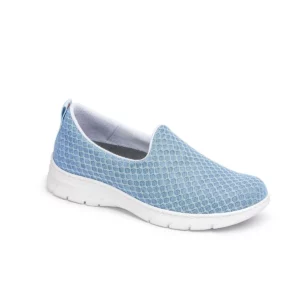 Zapatilla Dian VALENCIA PLUS celeste, vista tres cuartos.