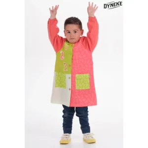Bata infantil números Dyneke 0135857: vista frontal con modelo.