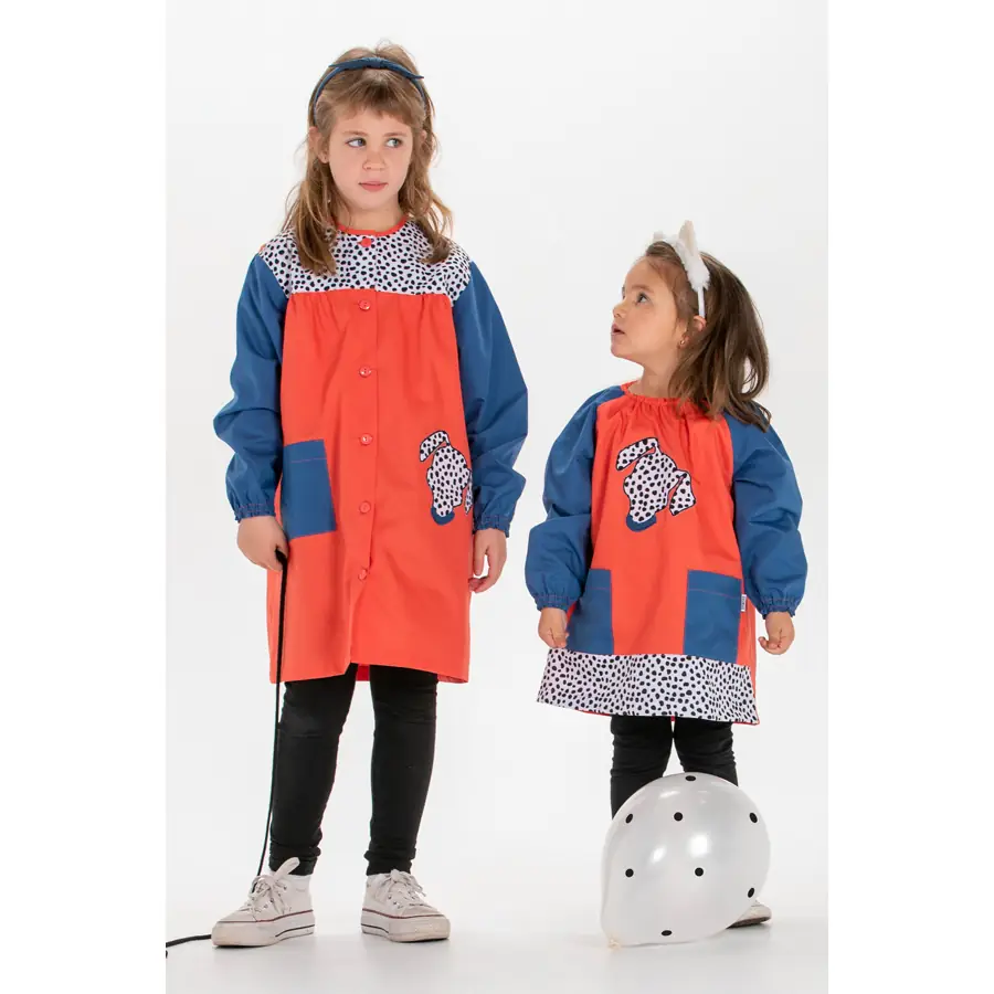 Bata infantil Dyneke 0185857 dálmata 3 Bata infantil bordado dalmata Dyneke 0185857: vista frontal con dos modelos.