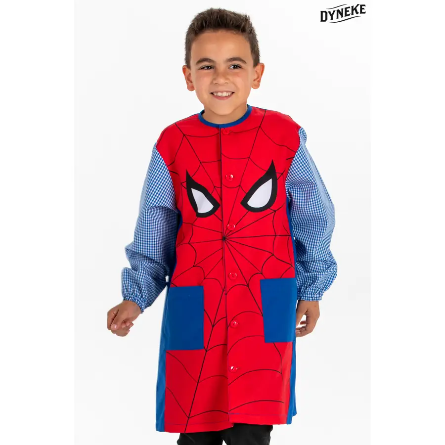 Bata infantil Dyneke 0186041 superhéroe 1 Bata infantil heroe Dyneke 0186041: vista frontal con modelo.