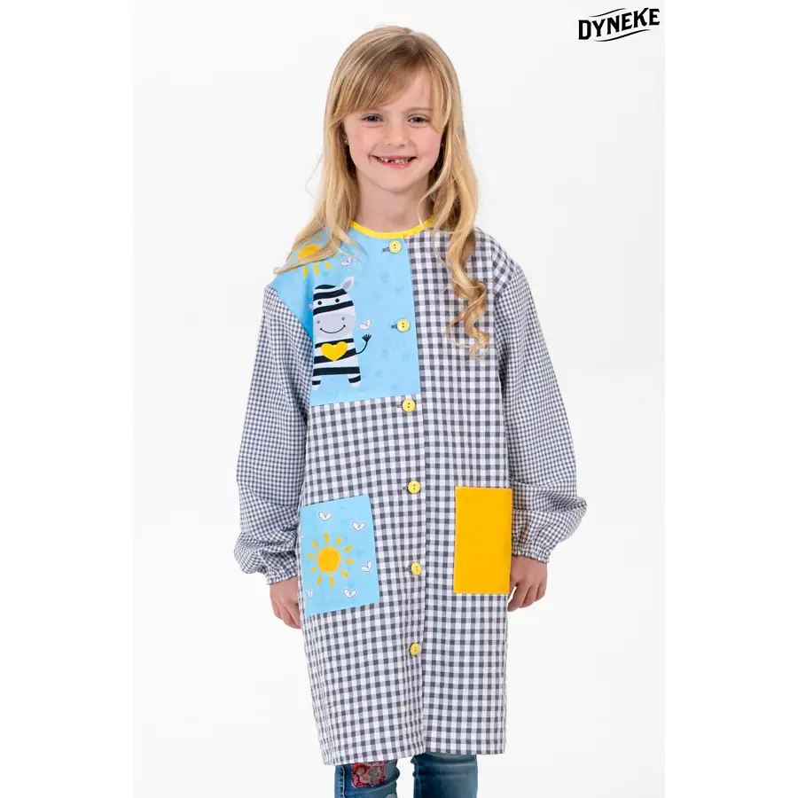 Bata infantil Dyneke 0194209 cebra 1 Bata infantil cebra Dyneke 0194209: vista frontal con modelo.