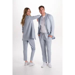 Levita celeste mujer manga 3/4 fruncida Dyneke 6000423: conjunto de chaquetas con dos modelos.