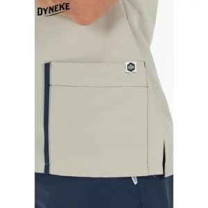 Casaca hombre microfibra beige Dyneke 8022569: detalle del bolsillo de pecho.