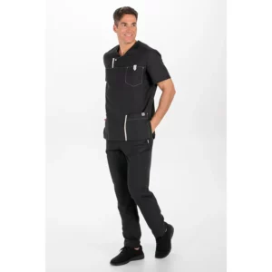 Casaca hombre microfibra negra tapeta Dyneke 8022571: vista de cuerpo entero con modelo.