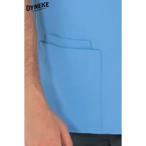 Casaca hombre microfibra azul Dyneke 8022574: detalle del bolsillo lateral.