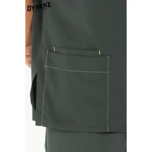 Casaca hombre microfibra gris hidrofugada Dyneke 8022576: detalle del bolsillo lateral.