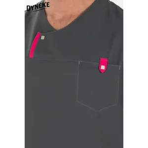 Casaca hombre microfibra gris Dyneke 8022584: detalle del cuello y bolsillo de pecho.