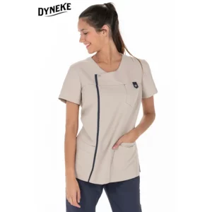 Casaca mujer microfibra beige Dyneke 8023569: vista frontal con modelo.
