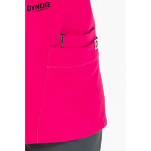 Casaca tapeta mujer sanidad fucsia Dyneke 8023572: detalle del bolsillo lateral.