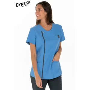 Casaca mujer microfibra azul Dyneke 8023574: vista frontal con modelo.