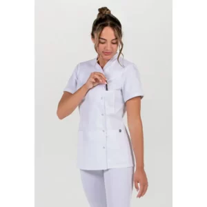 Chaqueta mujer cuello y mangas vivo Dyneke 8043700: vista frontal del cierre con modelo.